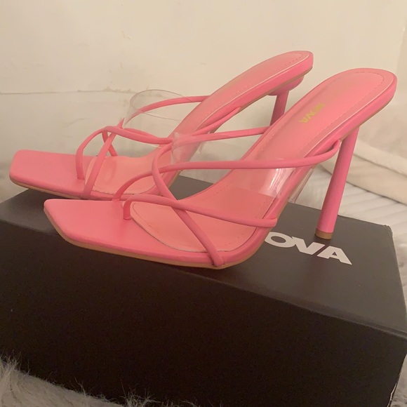 Shoes - Brand new! Size 8.5